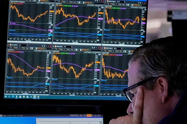 Defiant Rally: Asian Markets Gain 0.9% Amid U.S. Tariff Standoff