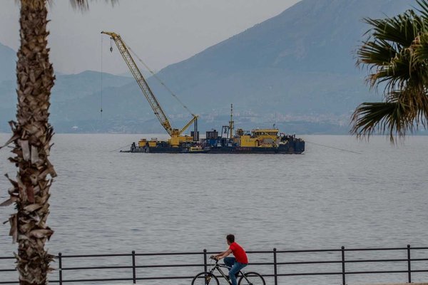 Tragic Superyacht Recovery Begins Off Sicily Coast After Fatal 2024 Sinking
