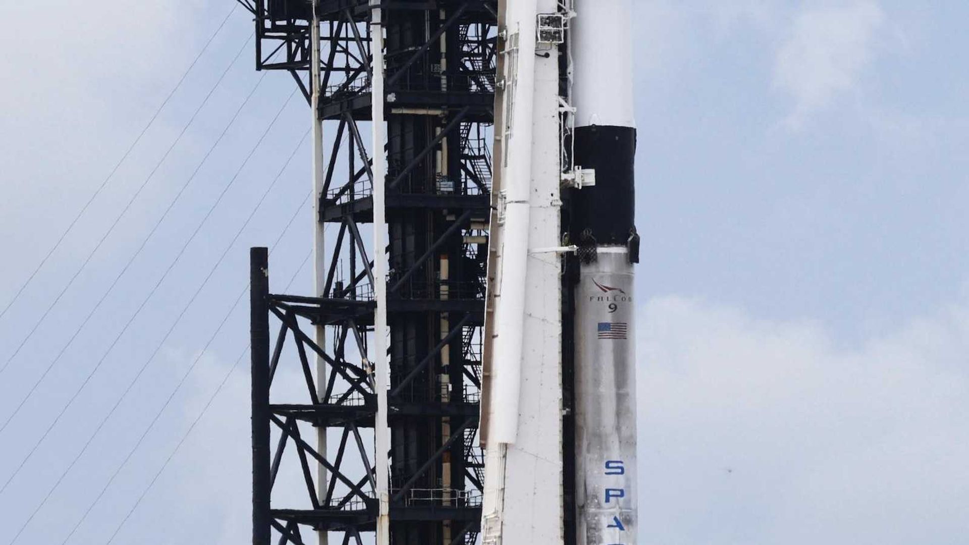 Critical Space Station Leak Delays Historic India-Poland-Hungary Astronaut Mission
