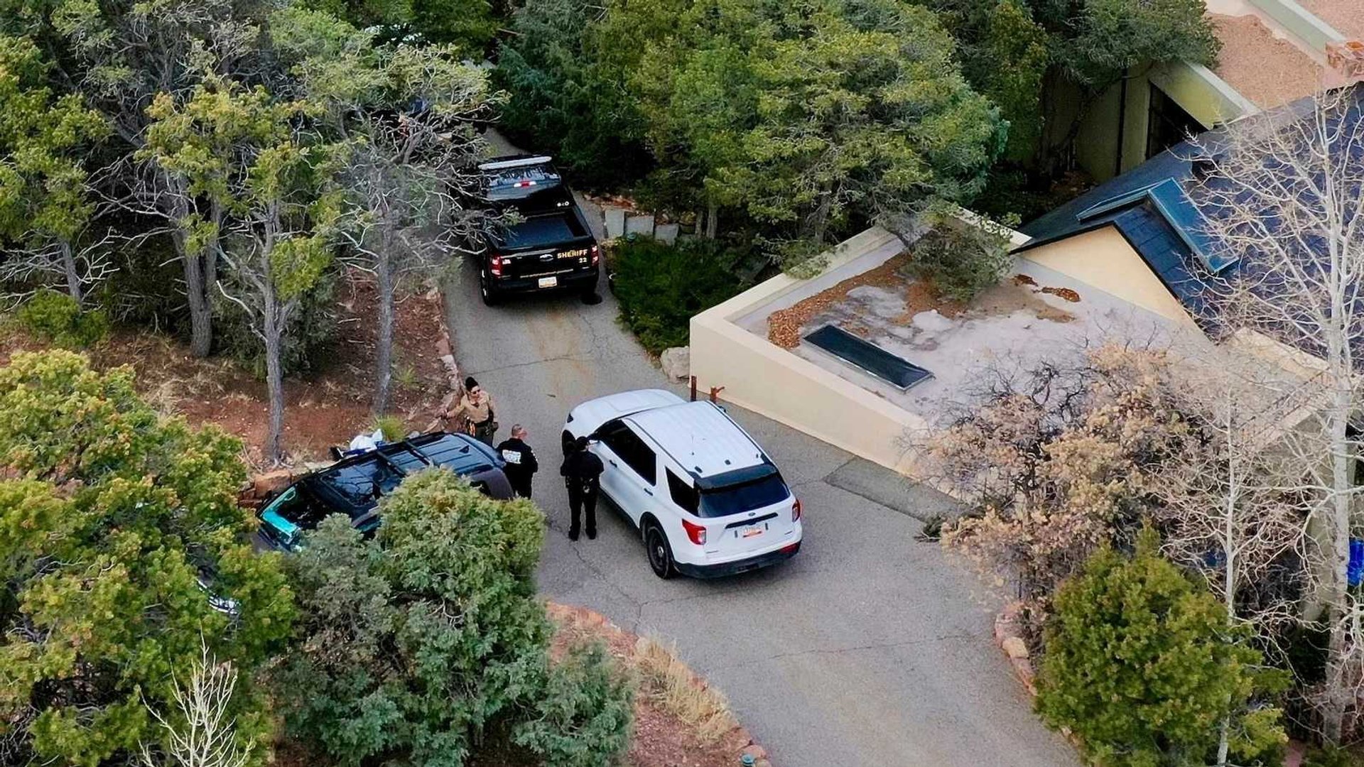 Shocking Details Emerge in Hackman Investigation Through Police Footage