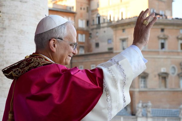 Chicago Celebrates First American Pope Leo XIV's Historic Election