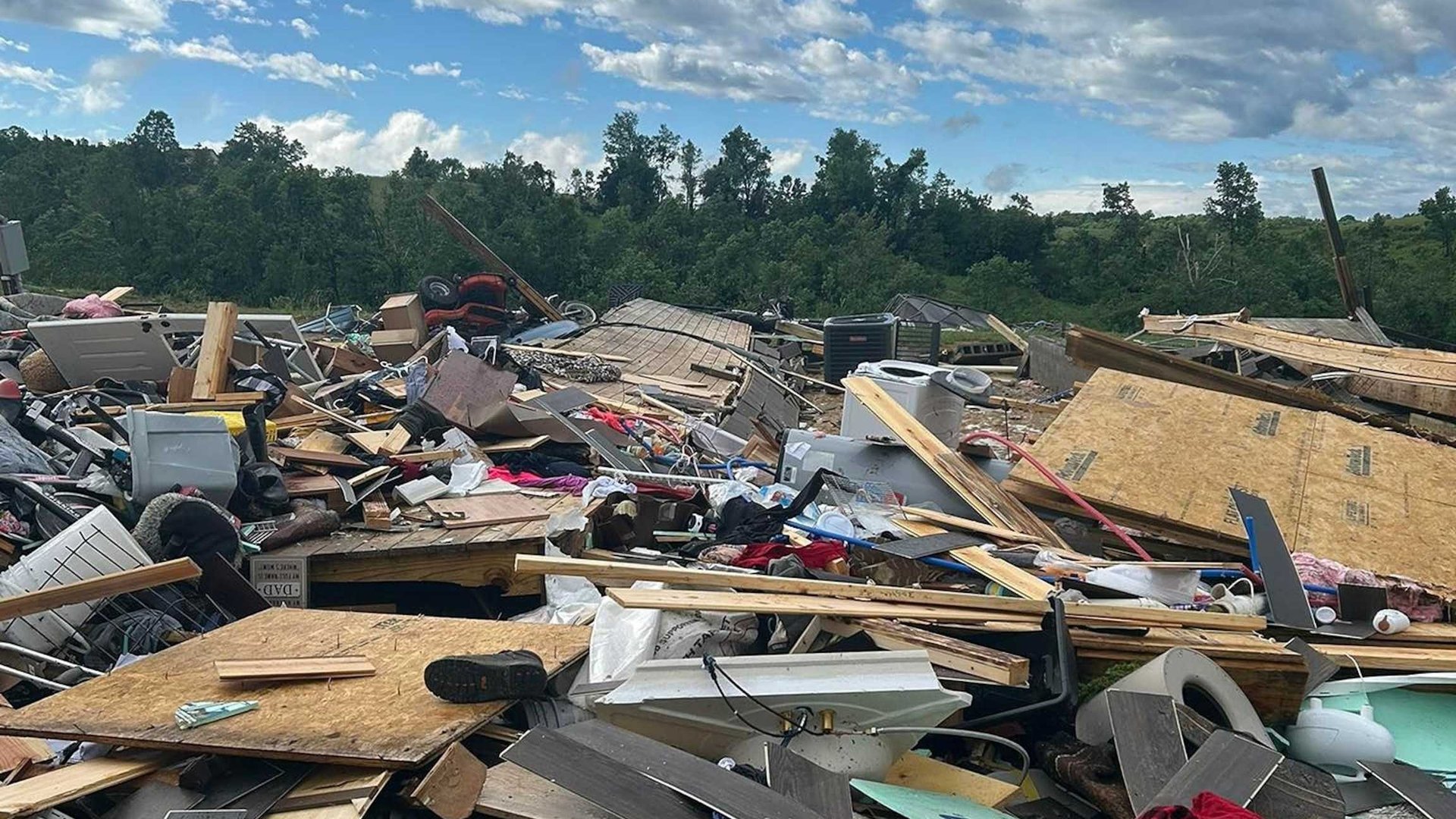 Tragedy Strikes: Deadly Tornado Ravages Kentucky Communities Amid Severe Storms