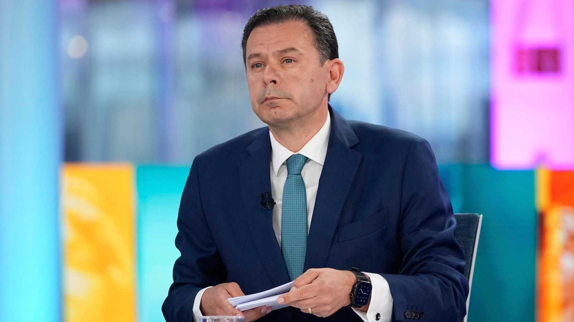 Portugal Expels 18,000 Foreigners in Pre-Election Immigration Crackdown