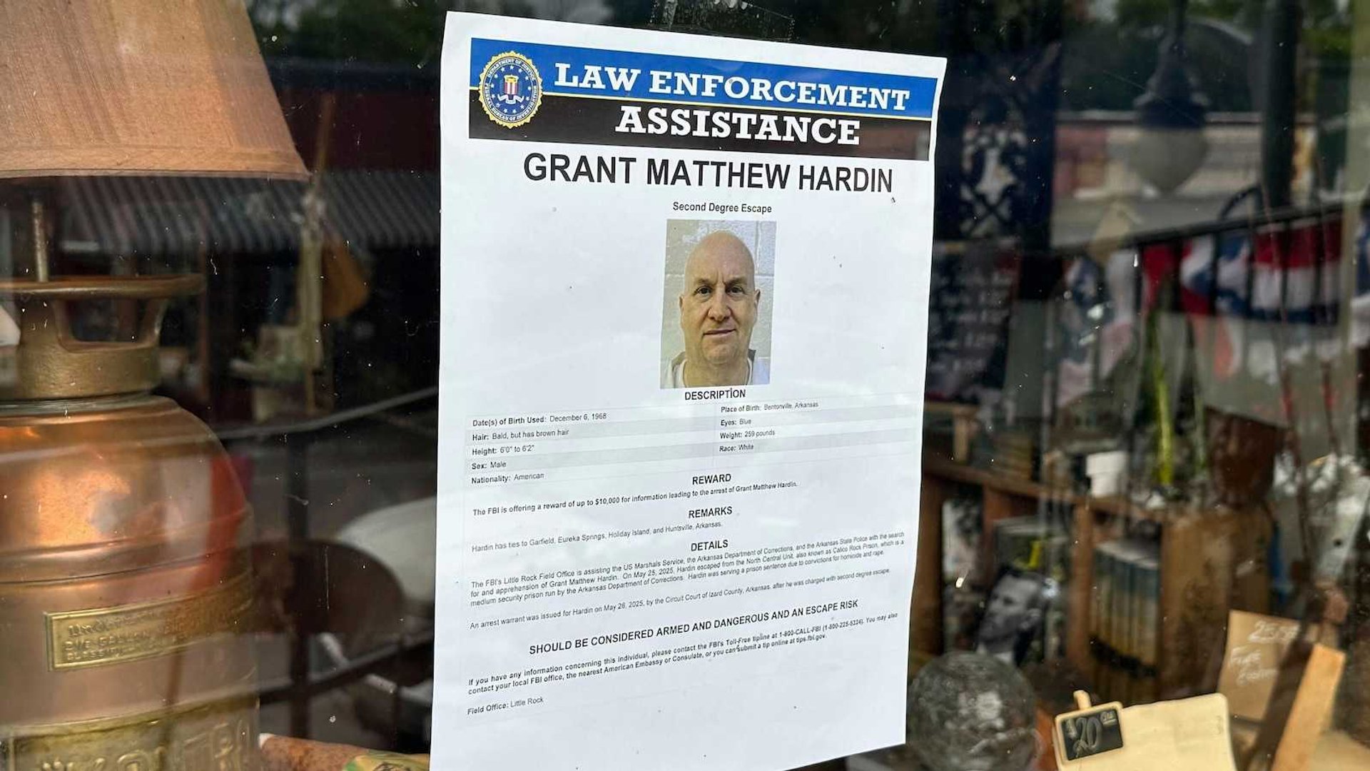 Bloodhounds Hunt Notorious 'Devil in the Ozarks' Fugitive in Rain-Soaked Manhunt