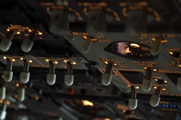 How Redundant Aviation Safety Nets Saved Newark From Air Disaster