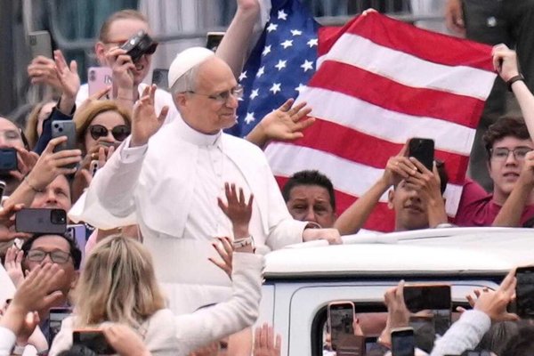 Pope Leo's Citizenship Crisis: Can a US National Lead Vatican City?