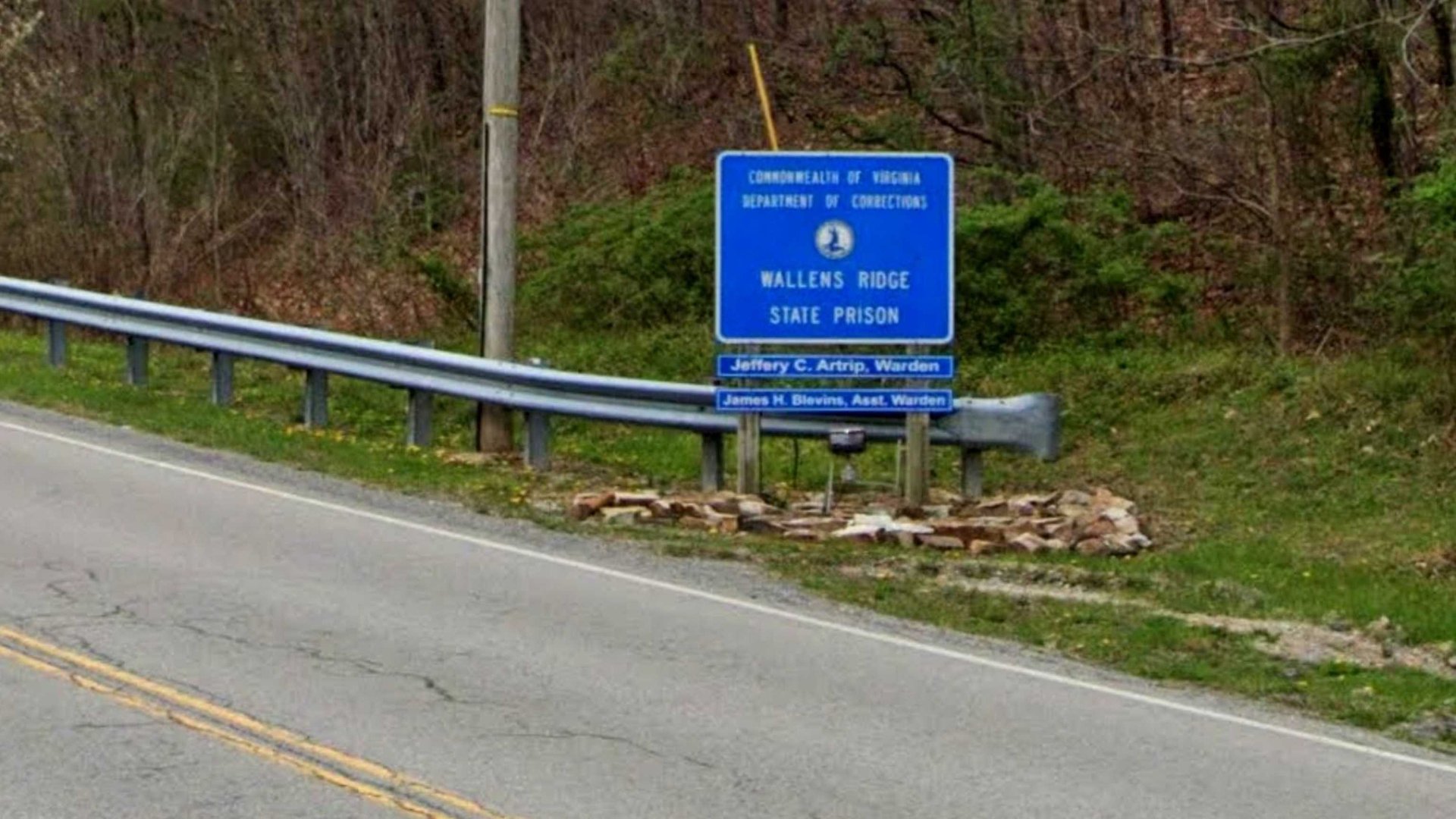 Violence Erupts: MS-13 Gang Members Stab 5 Corrections Officers in Virginia Prison