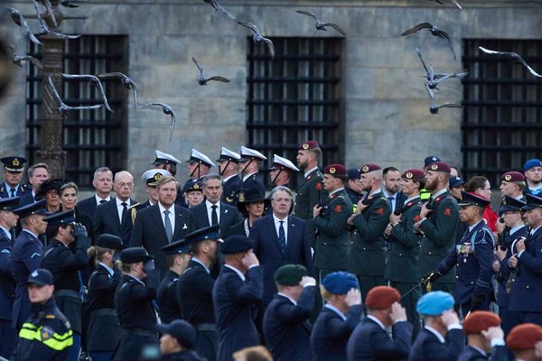 Dutch Nation Pauses to Honor WWII Victims on 80th Liberation Anniversary