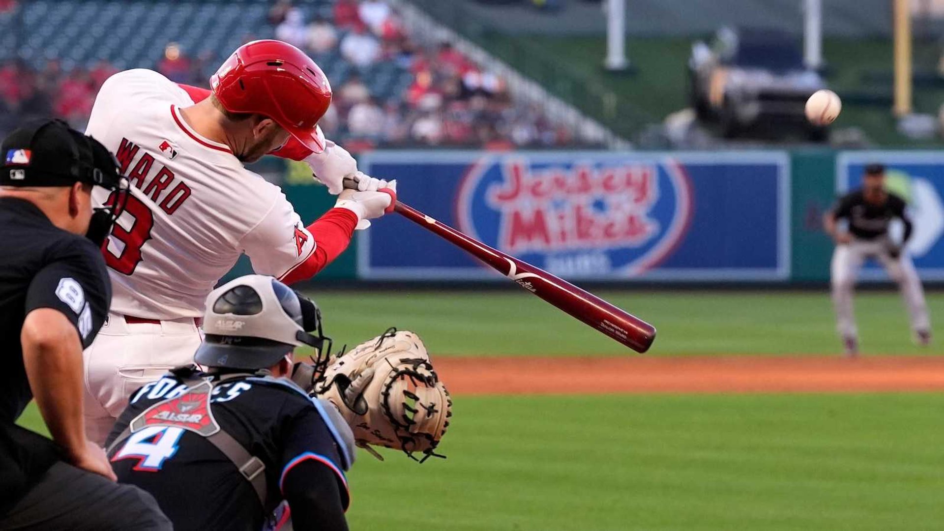 Angels Extend Historic Streak to 8 Games Behind Ward's Power Surge