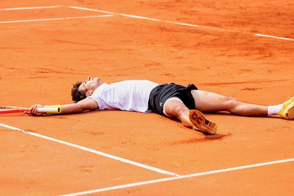 Italian Underdog Cobolli Stuns Rublev to Claim Hamburg Open Crown