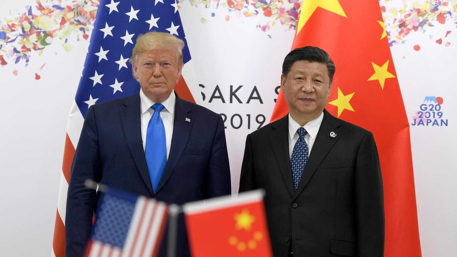 Japan's Tariff Tightrope: Balancing US Demands and China's Economic Courtship