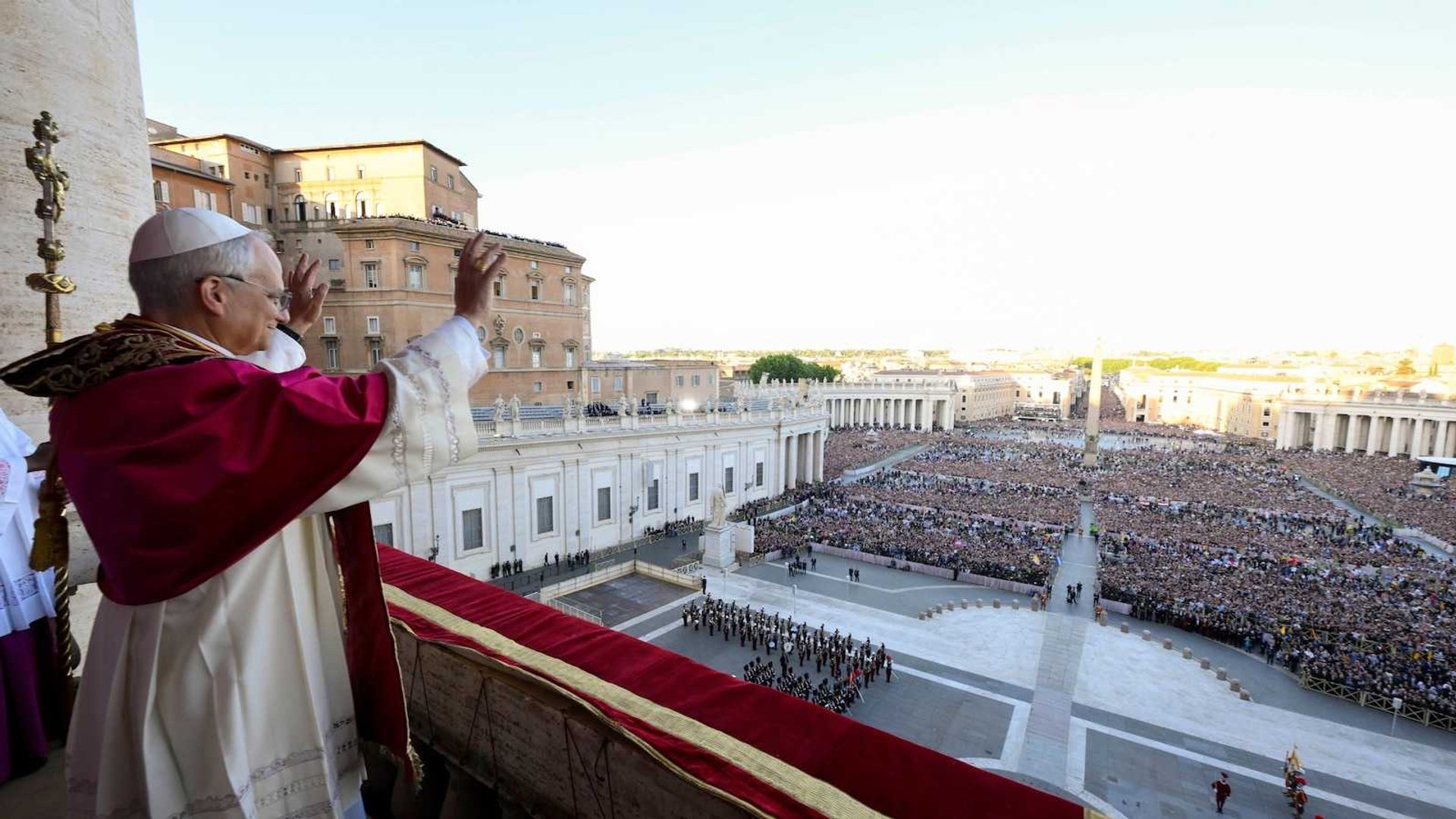 Pope Leo XIV Inspires Chicago Sports Hope and Knicks’ Villanova Revival