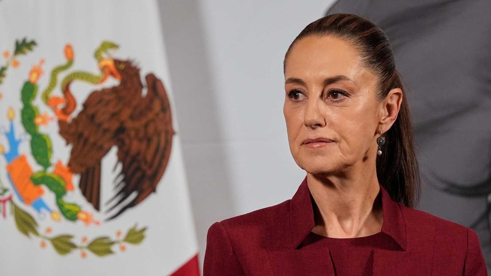 Mexico Defends Sovereignty: Sheinbaum Rejects US Military Border Intervention
