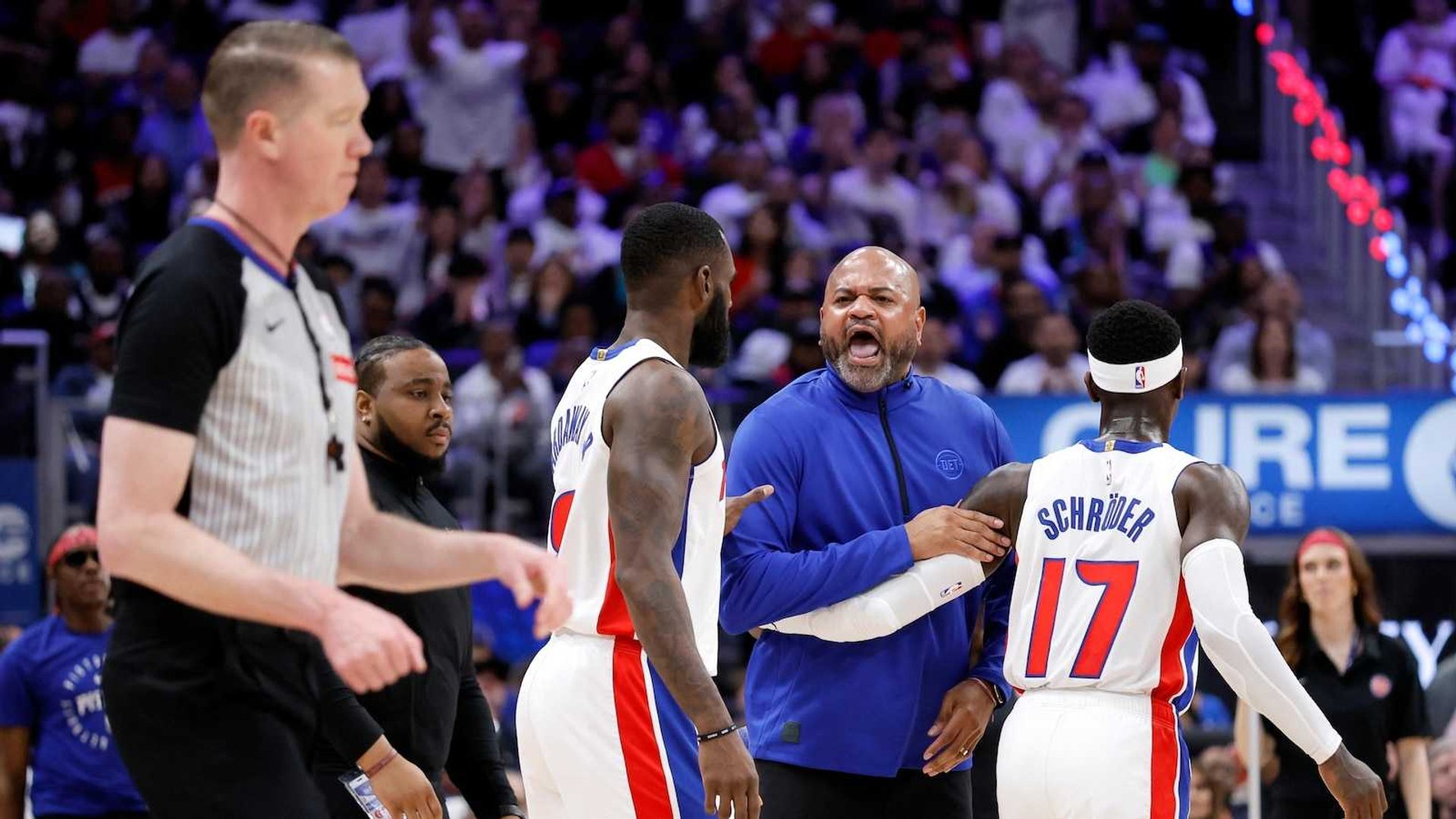 Historic First-Time Finalists Clash for NBA Coach of the Year Glory
