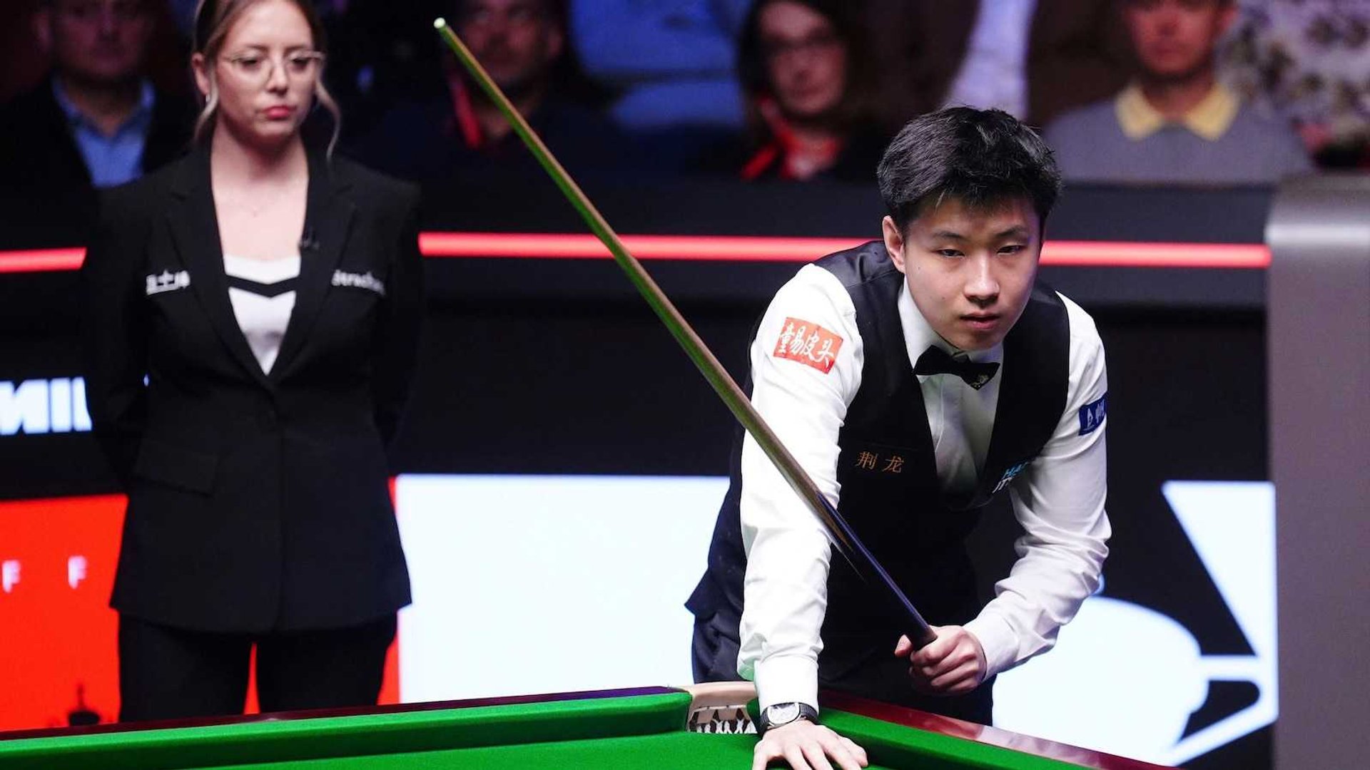 Zhao Xintong Dominates Snooker World Final: Chinese Star Leads 7-1