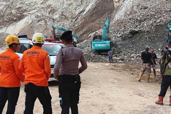 Tragedy in West Java: Indonesia Quarry Collapse Death Toll Reaches 14