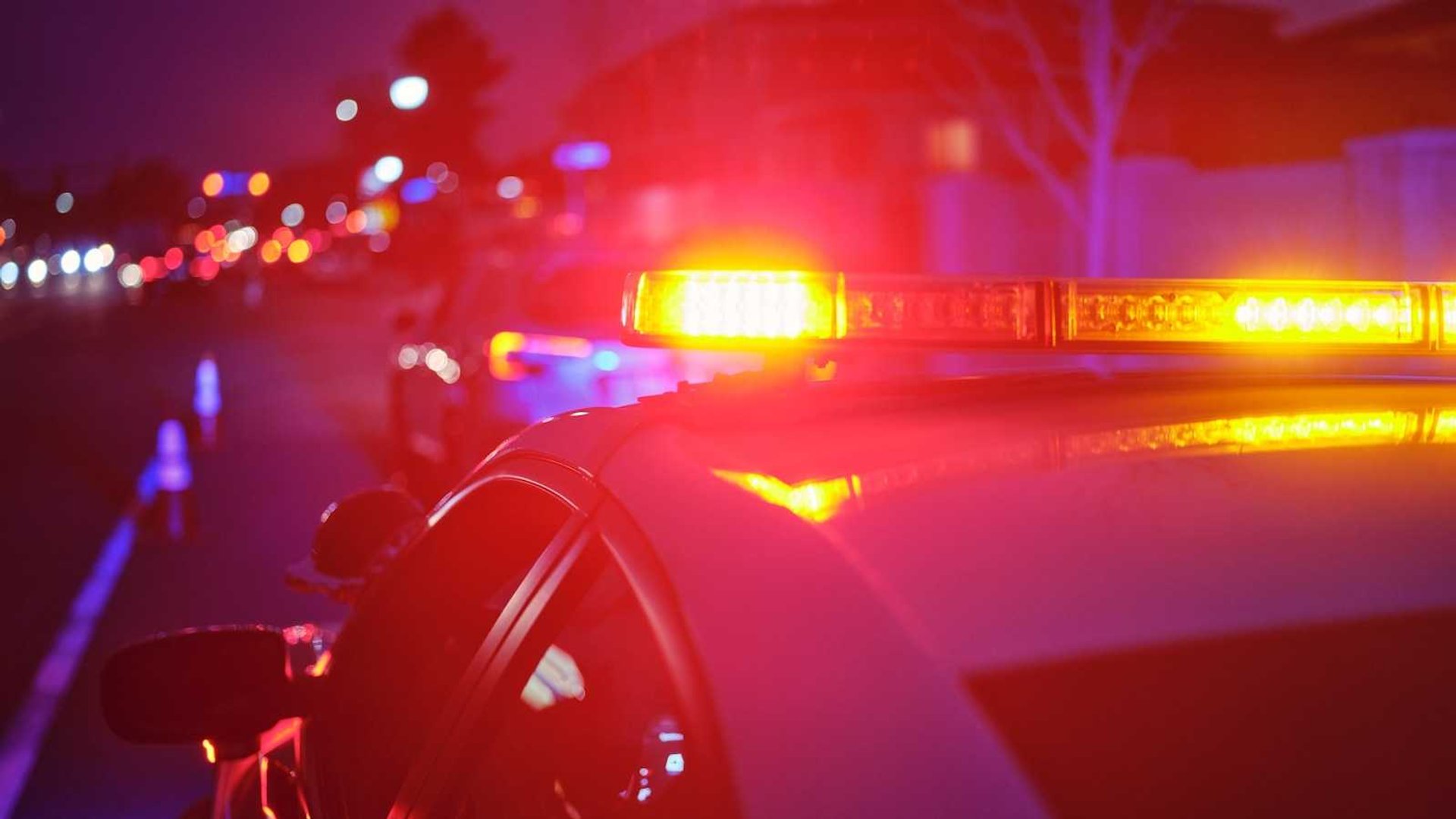 Miracle Rescue: Two Survive Emergency Plane Crash into Long Island Sound