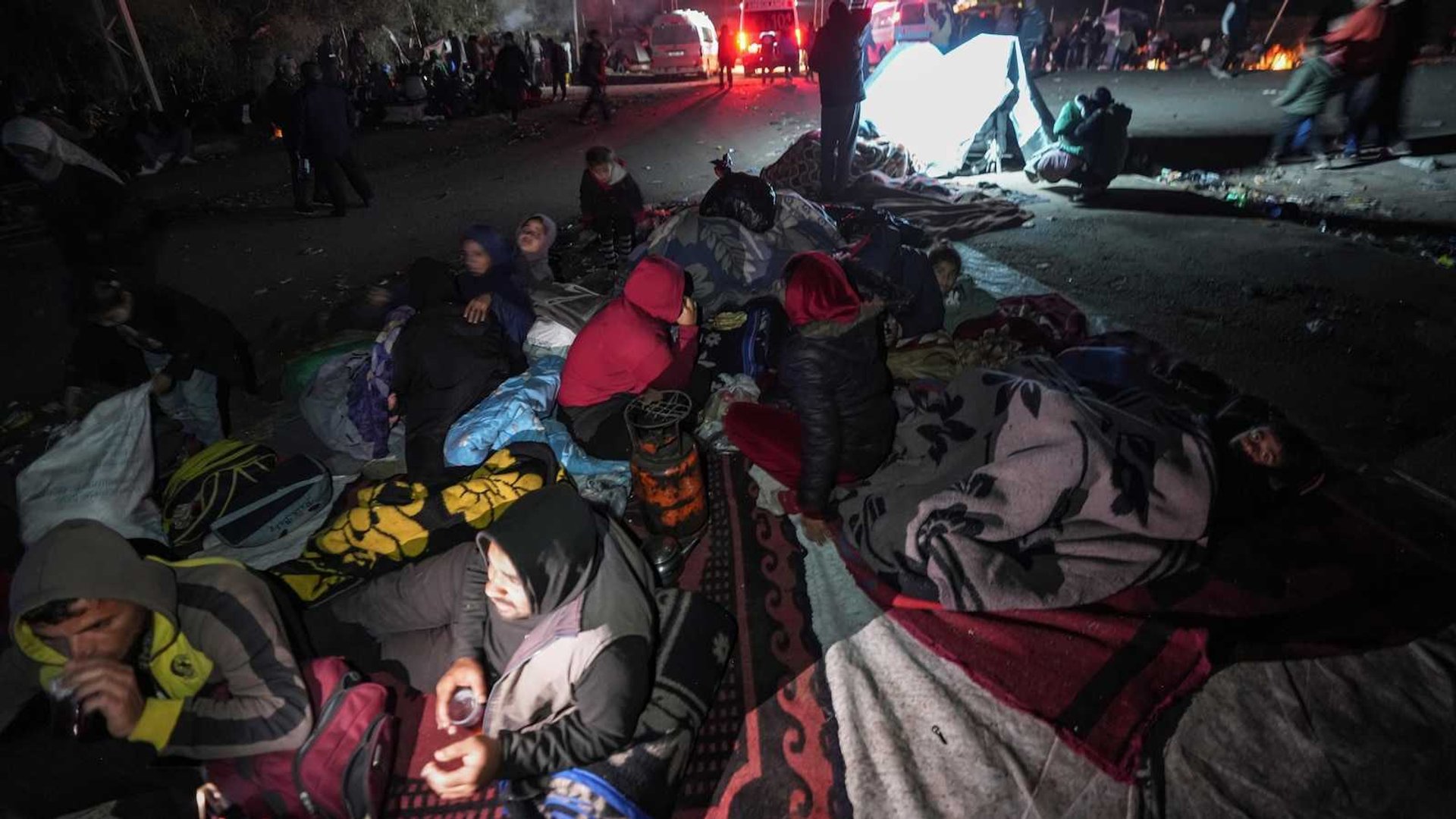 Historic Return: Palestinians Reenter Northern Gaza Following Ceasefire