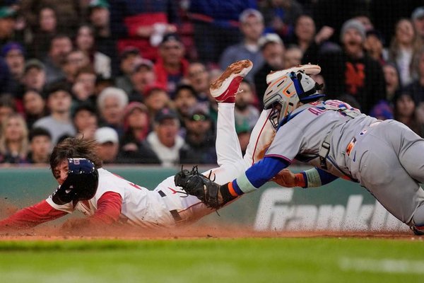 Red Sox Bullpen Dominates in 2-0 Shutout Over Mets Amid Managerial Ejections
