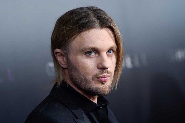 Crisis: Michael Pitt Faces Sexual Abuse Charges in Brooklyn Assault Case