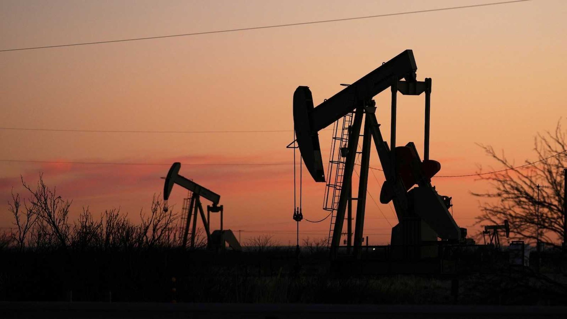 New Mexico Court Ignites Fury by Tossing Oil Pollution Constitutional Challenge