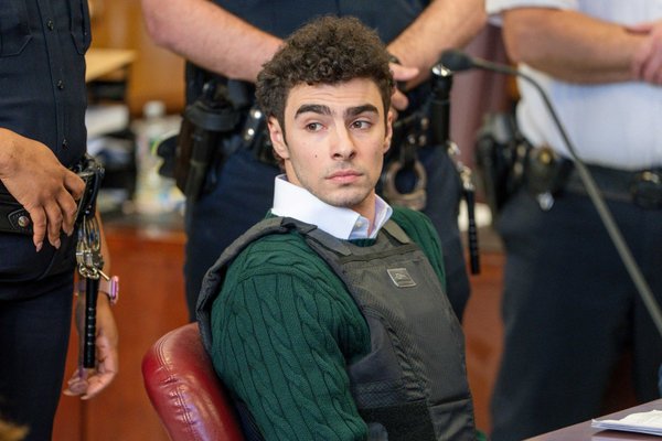 Controversy: Luigi Mangione's Legal Defense Fund Tops $1 Million Amid Murder Case