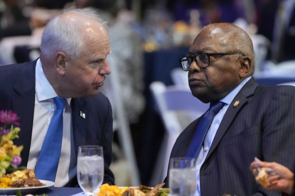 Wes Moore, Tim Walz Demand Bold Democratic Strategy at Jim Clyburn's Fish Fry