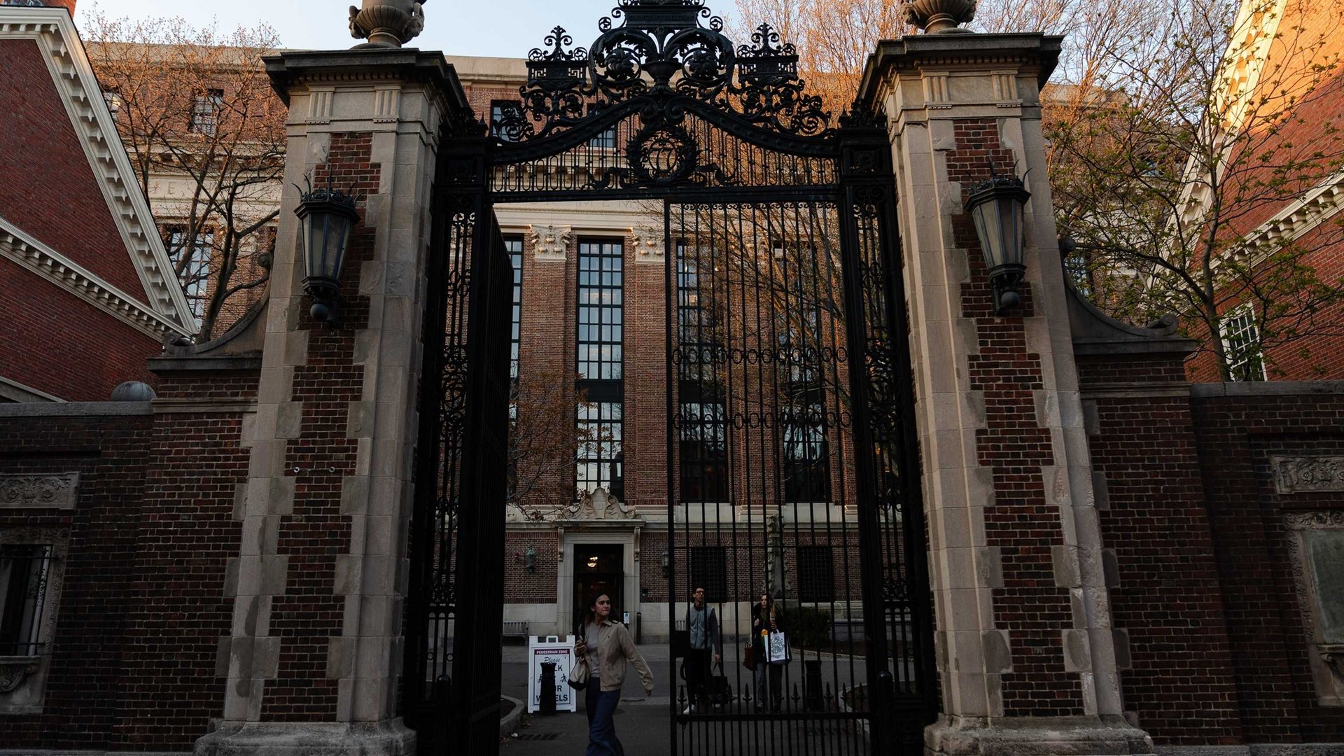 Crisis: Harvard Loses $8B in Federal Grants Over Compliance Failures