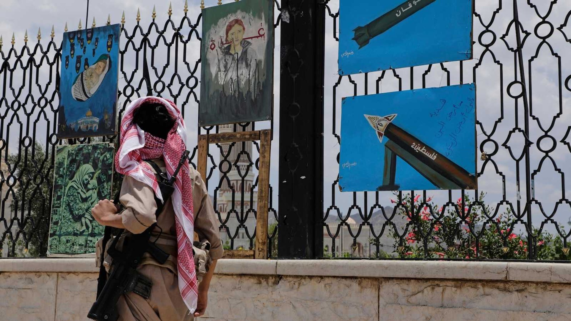 Escalation: Israel Retaliates Against Houthi Rebels in Yemen Airstrikes