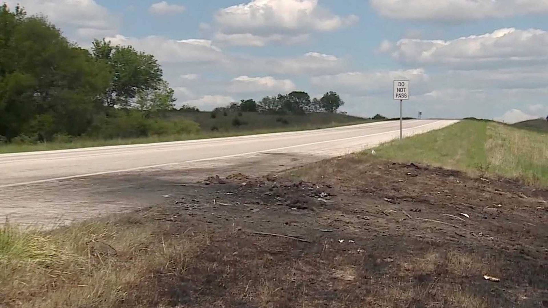 Tragic Kansas Highway Crash Kills 8 Including Teen Basketball Stars