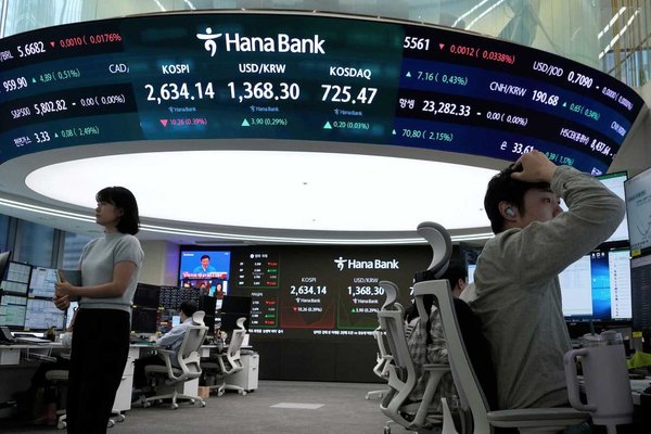 Global Markets Reel as Trump Delays EU Tariff Threat Ahead of Deadline