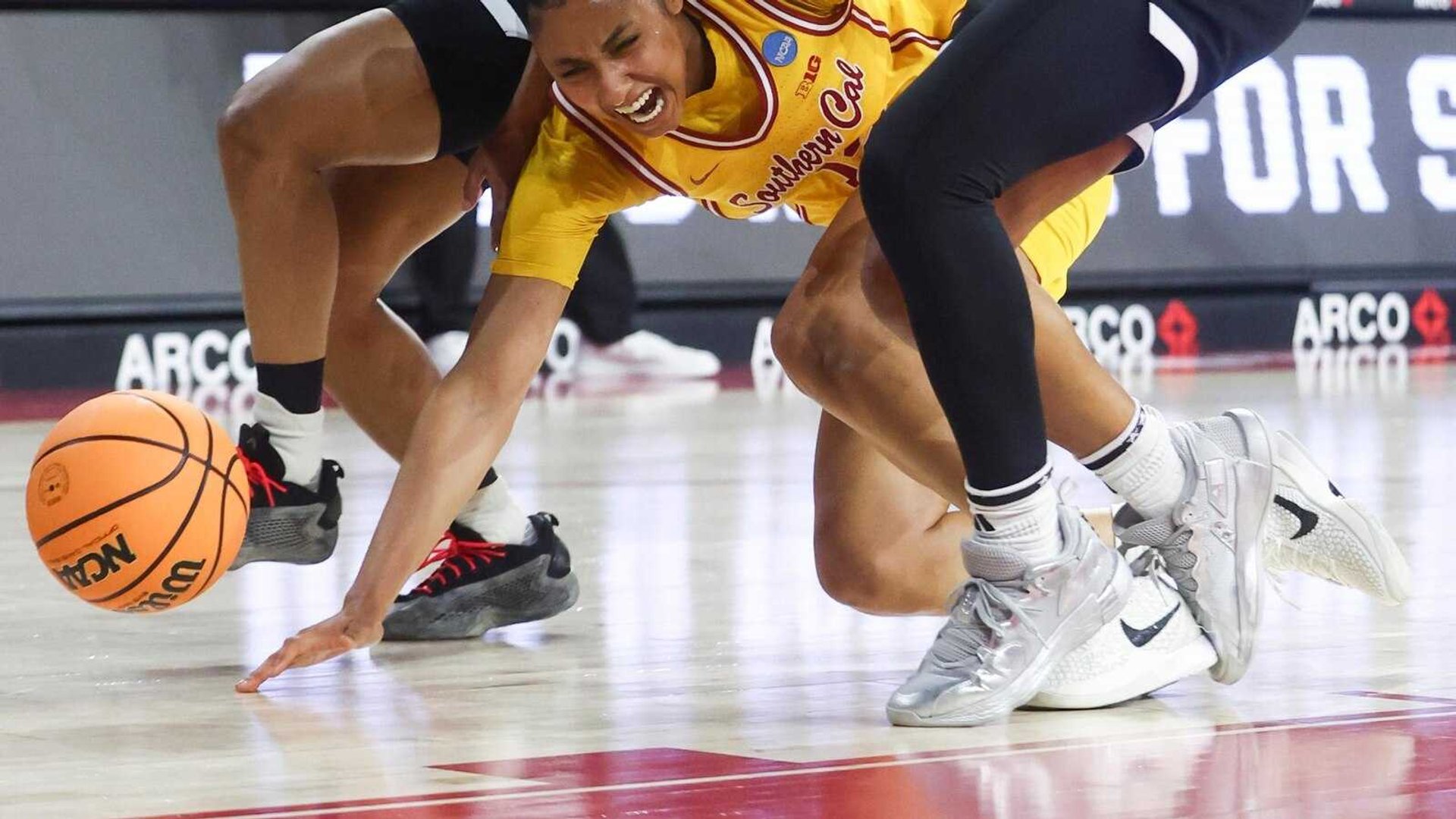 Crushing Blow: Star Guard's Injury Creates Void in Women's NCAA Tournament