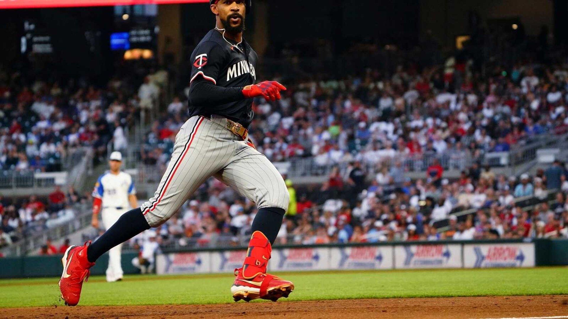 Breakthrough: Braves Snap Slump With First Consecutive Wins Behind Verdugo's Heroics