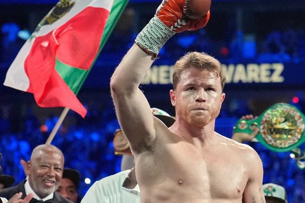 Canelo Alvarez Reclaims Undisputed Super Middleweight Throne in Riyadh Showdown
