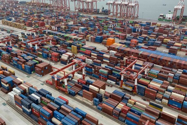 Crisis: US Trade Deficit Doubles to $140.5B Amid Trump Tariff Panic