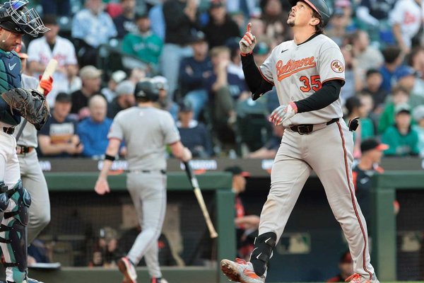 Orioles Rally Past Mariners 3-2 for Fifth Straight Victory Behind Rutschman and Kjerstad