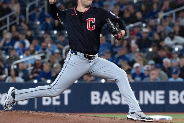 Schneemann's Ninth-Inning Grand Slam Stuns Blue Jays in 5-3 Guardians Comeback