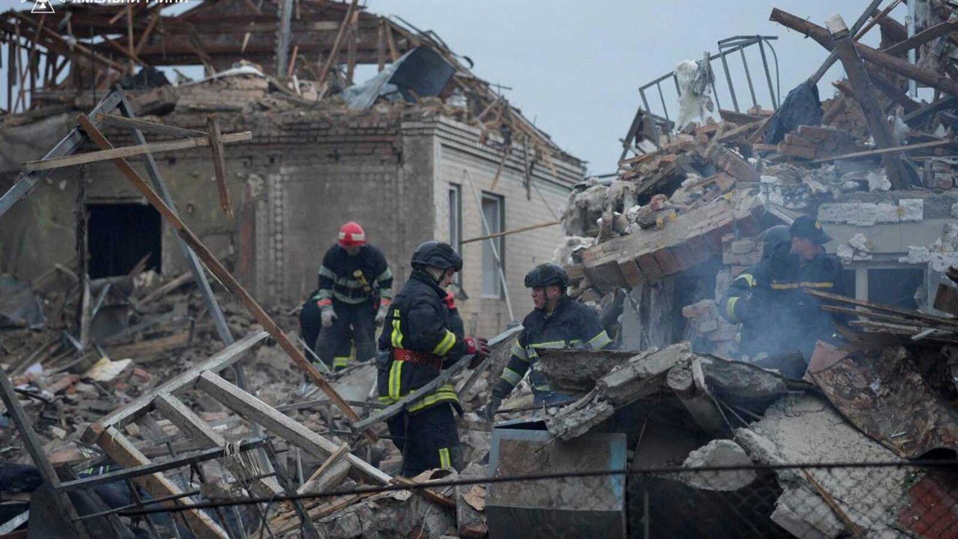 Ukraine Devastated by Record Russian Aerial Onslaught: 12 Killed